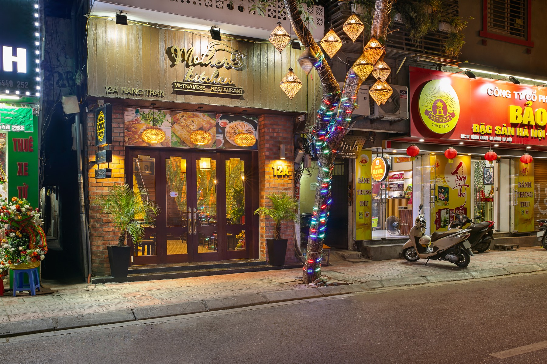 Entrance of Mother's Kitchen restaurant